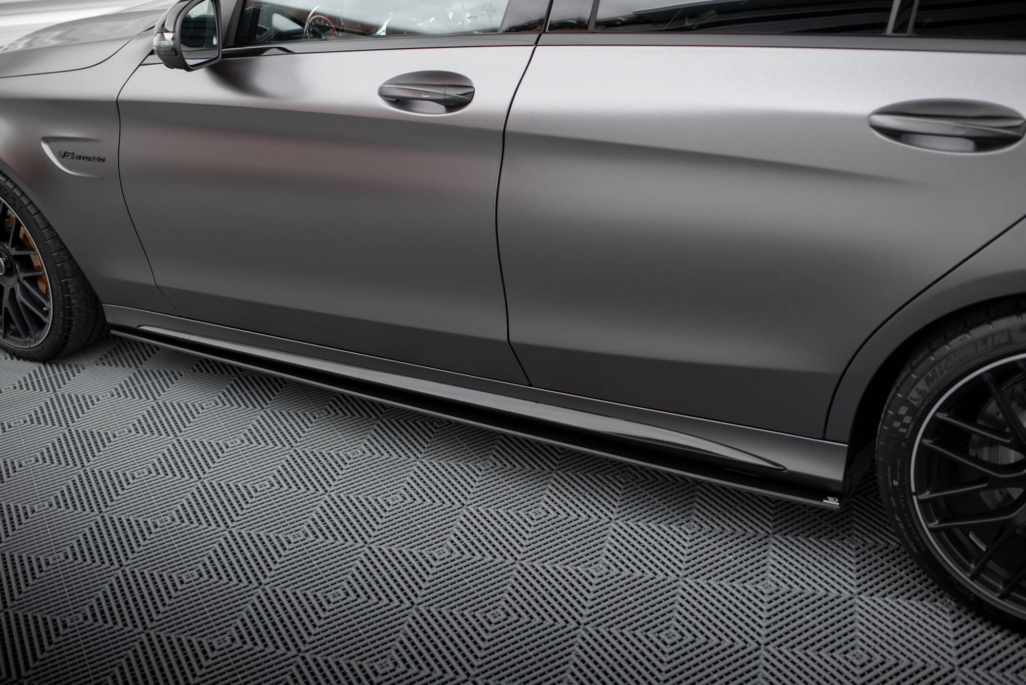 Taloneras Street Pro Mercedes-AMG C63 Berlina / Sedán / Familiar W205 Facelift