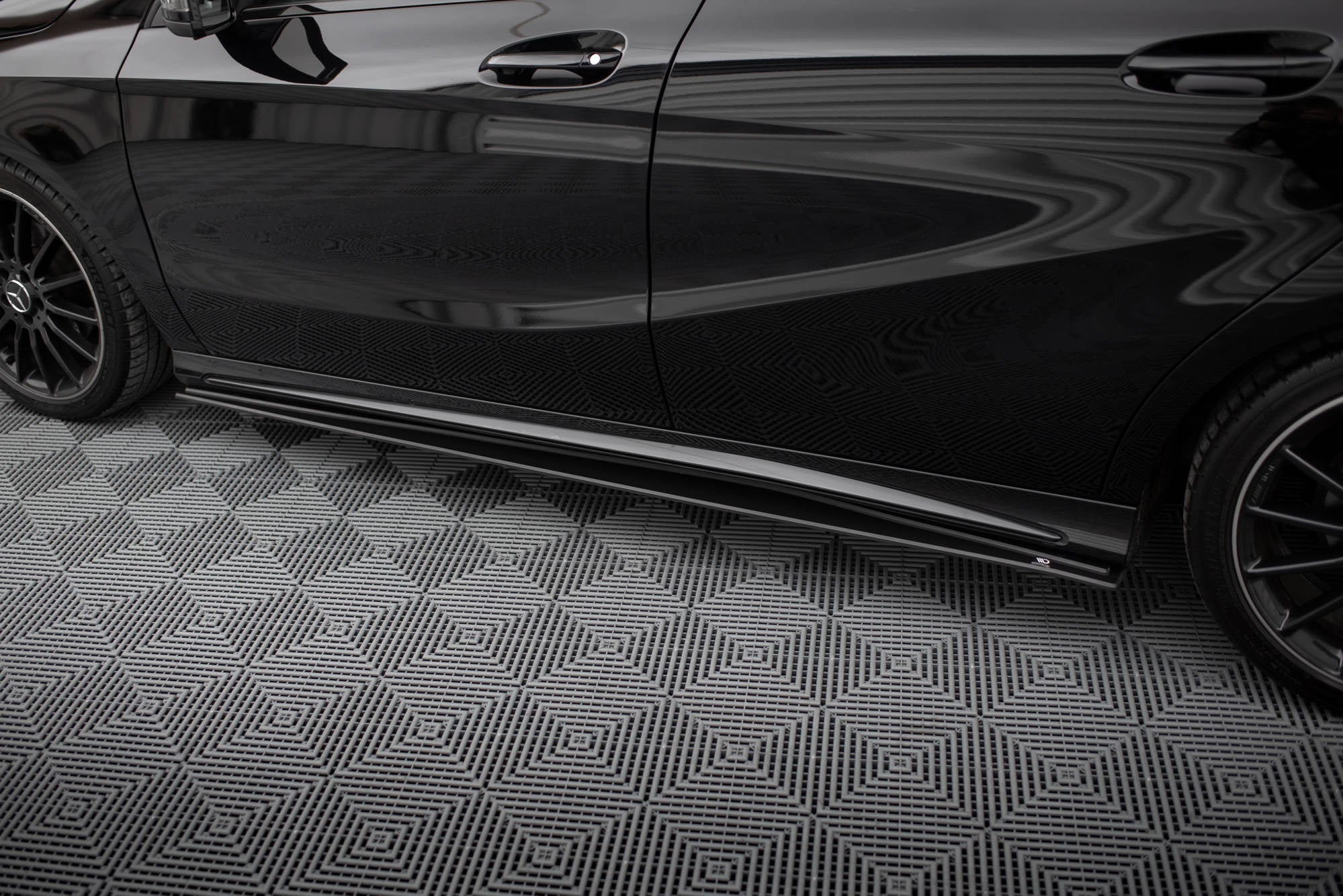 Taloneras Street Pro Mercedes-Benz Clase A AMG-Line W176 Facelift