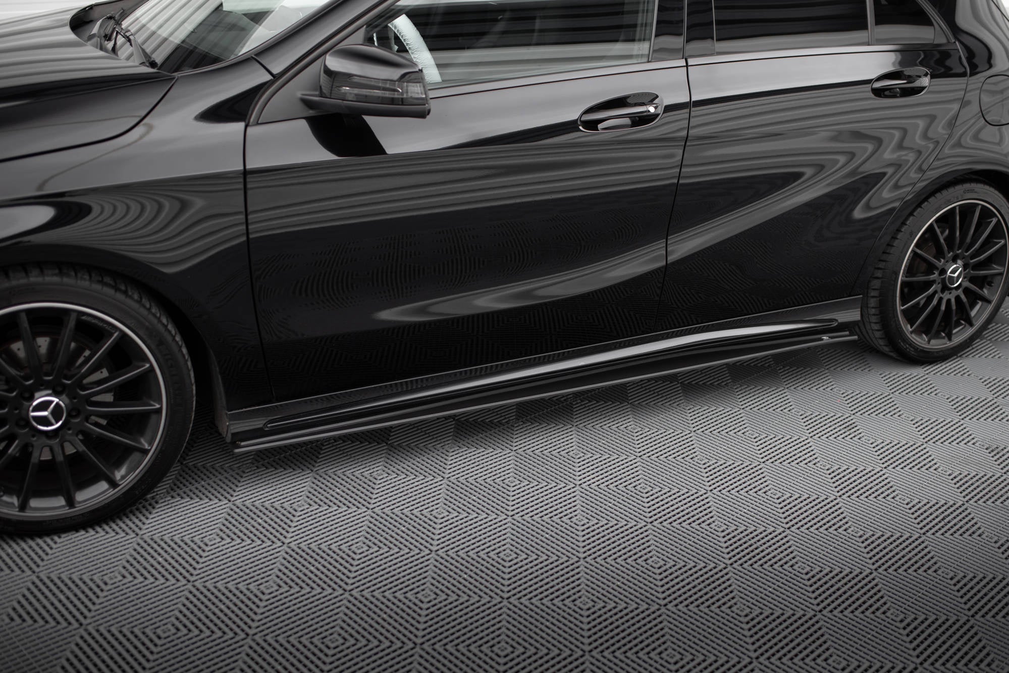 Taloneras Street Pro Mercedes-Benz Clase A AMG-Line W176 Facelift