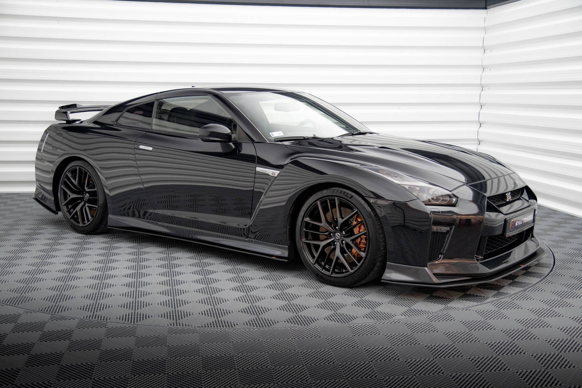 Taloneras Street Pro Nissan GT-R R35 Facelift