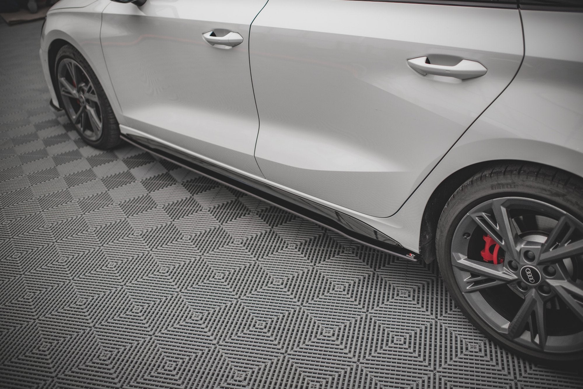 Taloneras Street Pro V.1 Audi S3 / A3 S-Line 8Y / 8Y Facelift