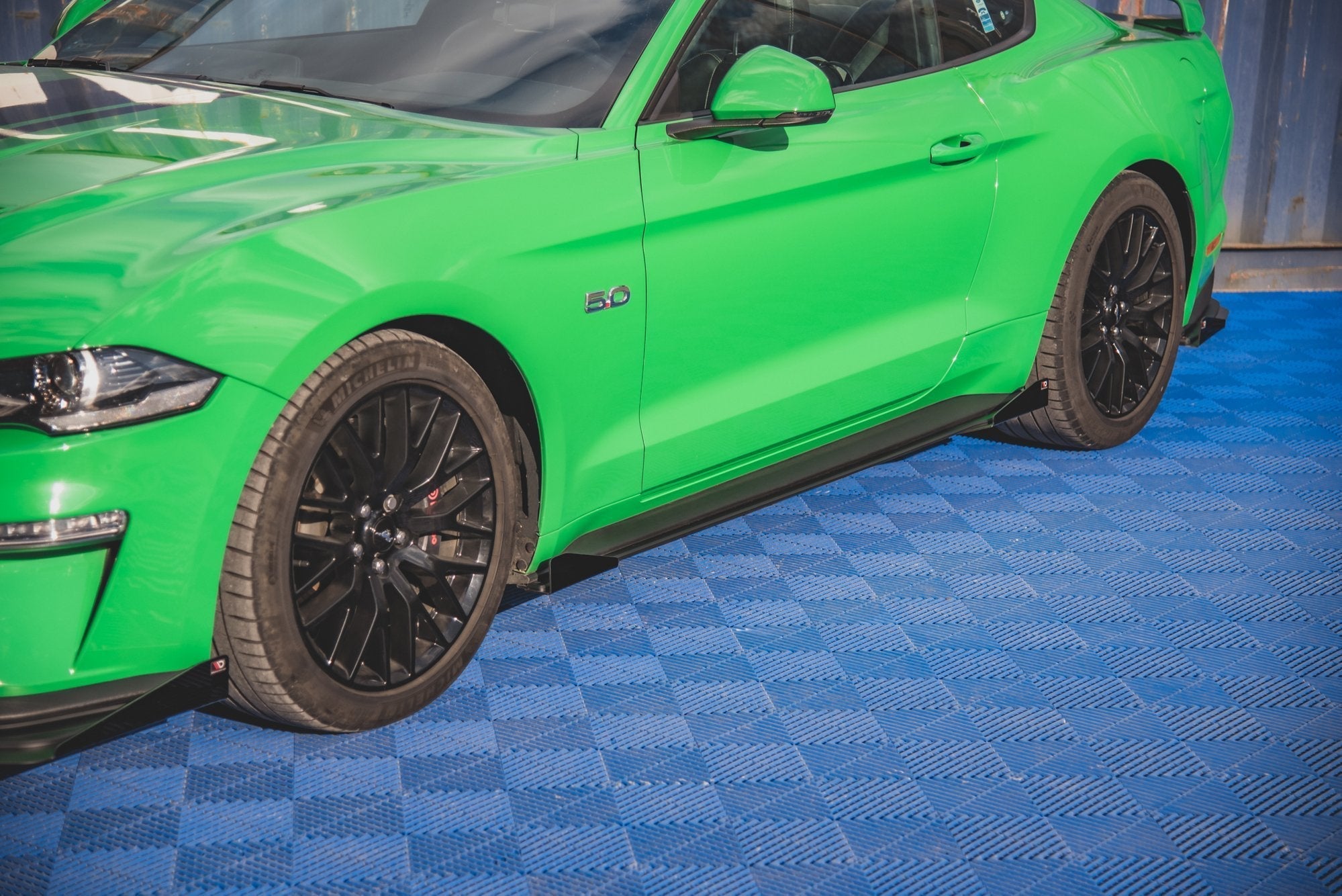 Taloneras Street Pro V.1 + Flaps Ford Mustang GT Mk6 Facelift