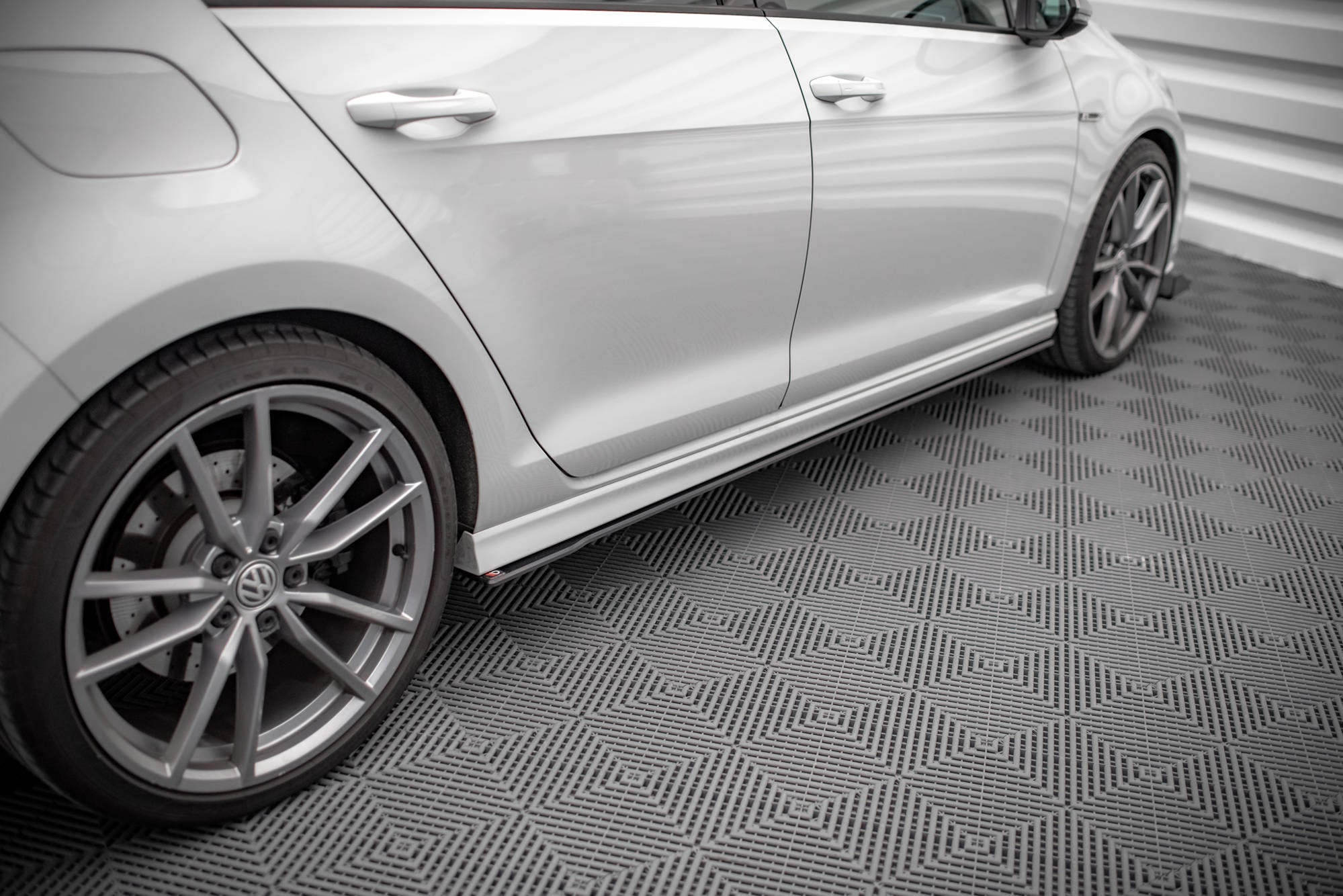Taloneras Street Pro Volkswagen Golf R Mk7
