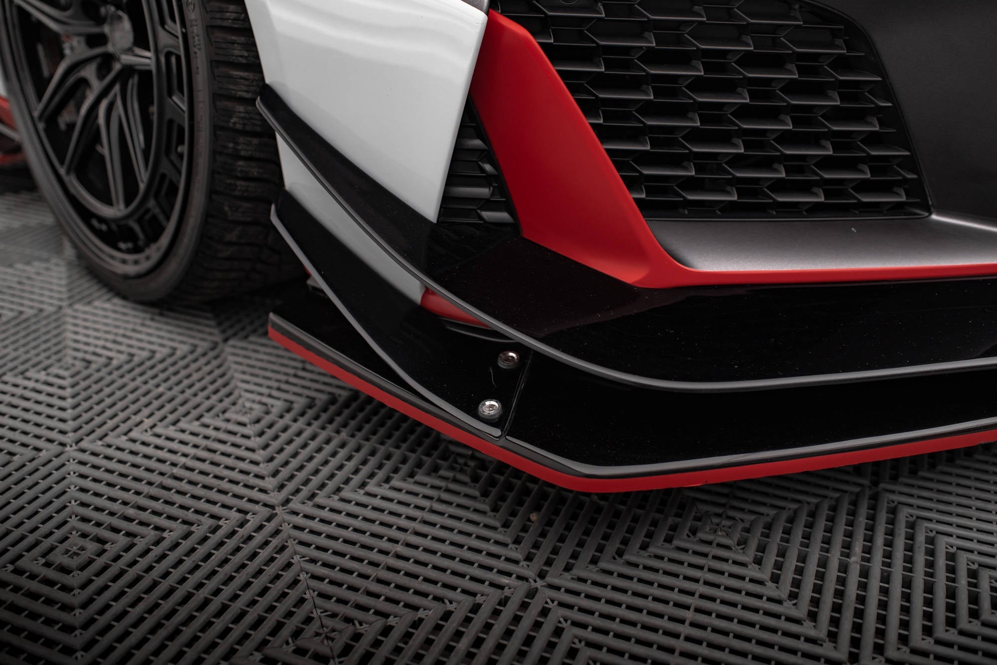 Inferiores Canardsy Audi R8 Mk2 Facelift