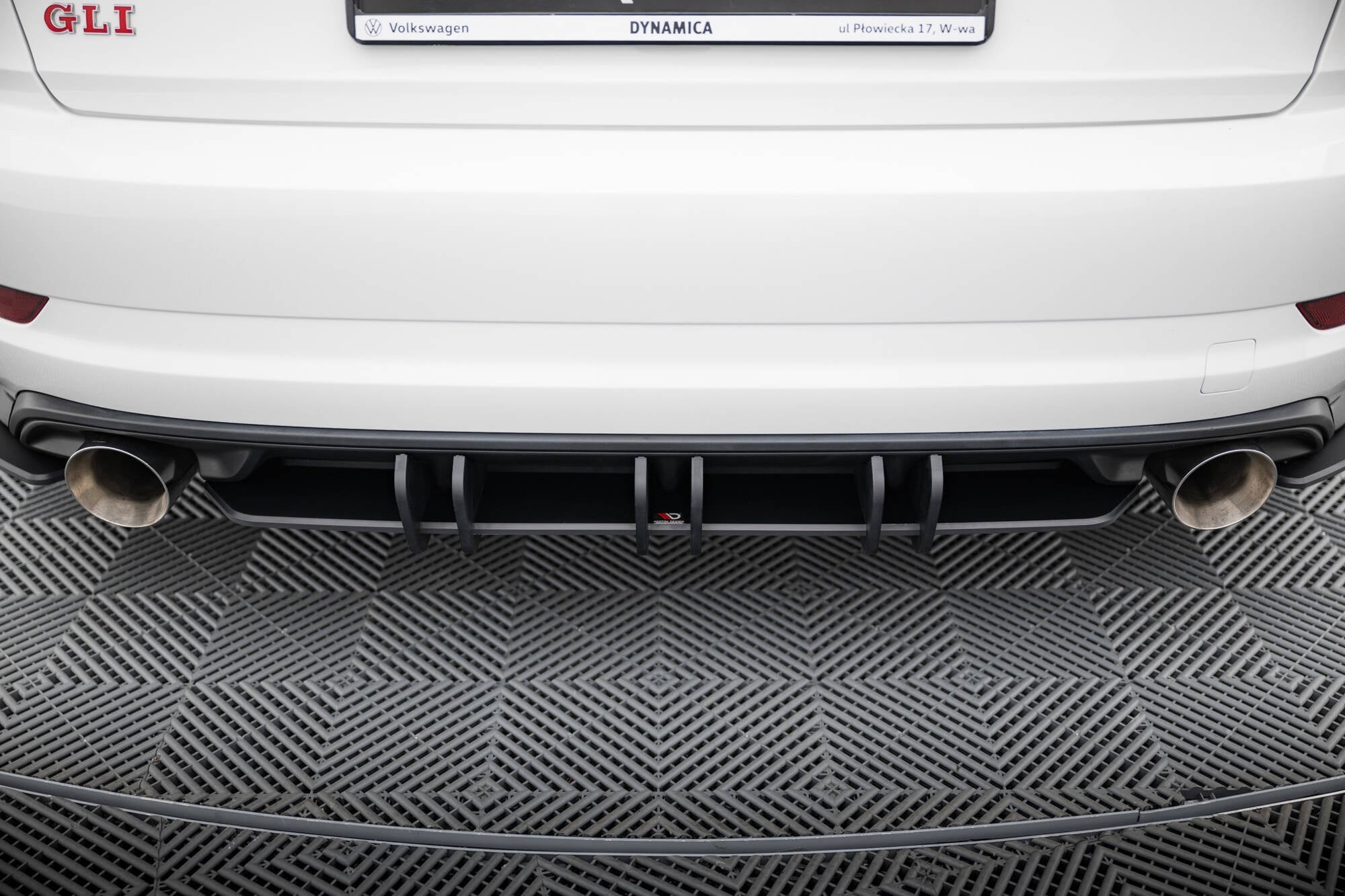 Difusor Street Pro Volkswagen Jetta GLI Mk7
