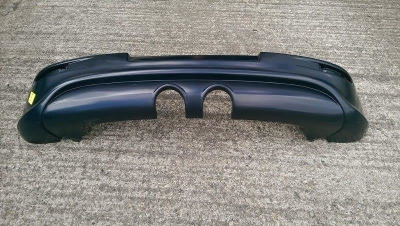 Diffuser Volkswagen Golf 5 R32 2 R32 exhaust outlets