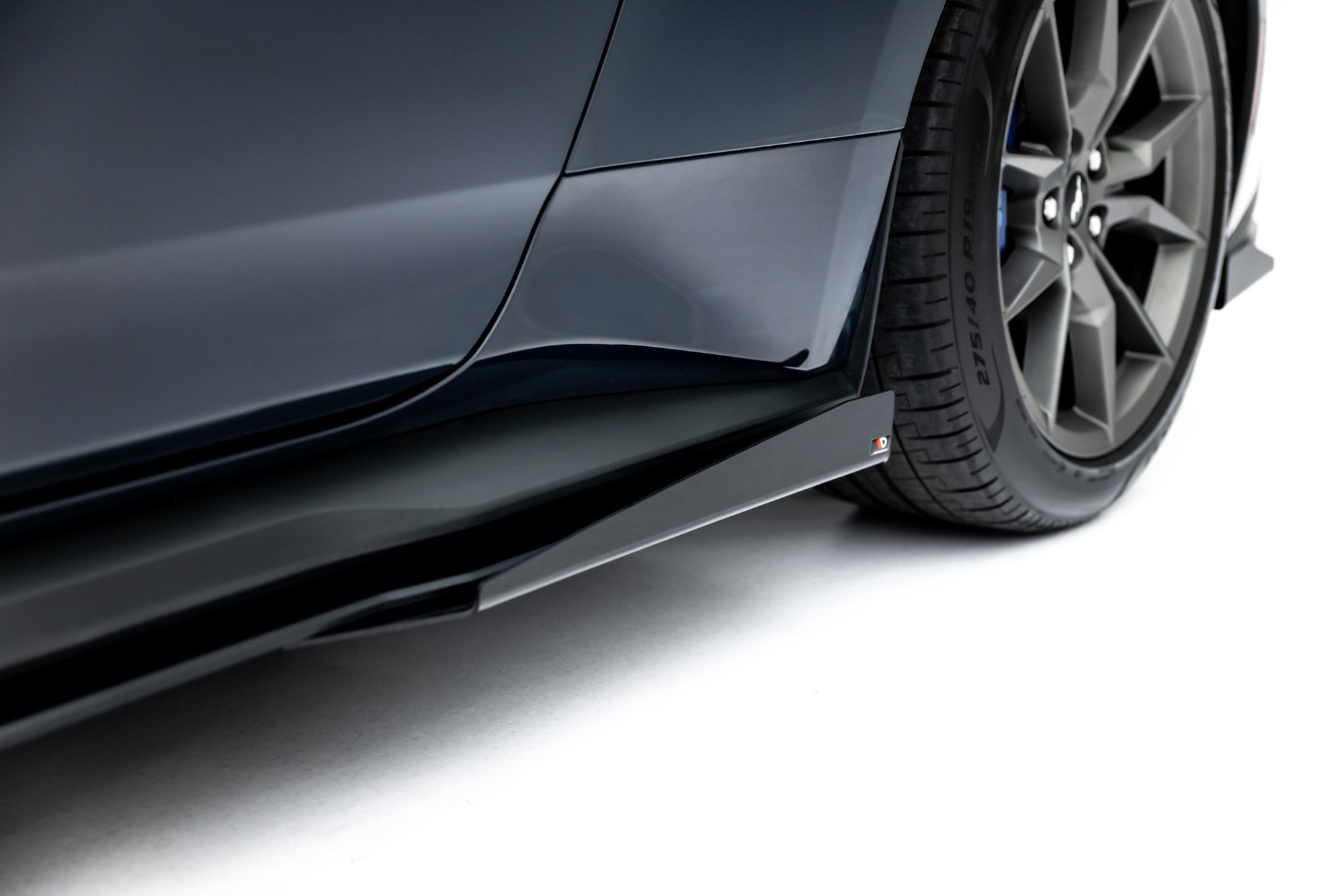 Flaps laterales Ford Mustang Dark Horse Mk7