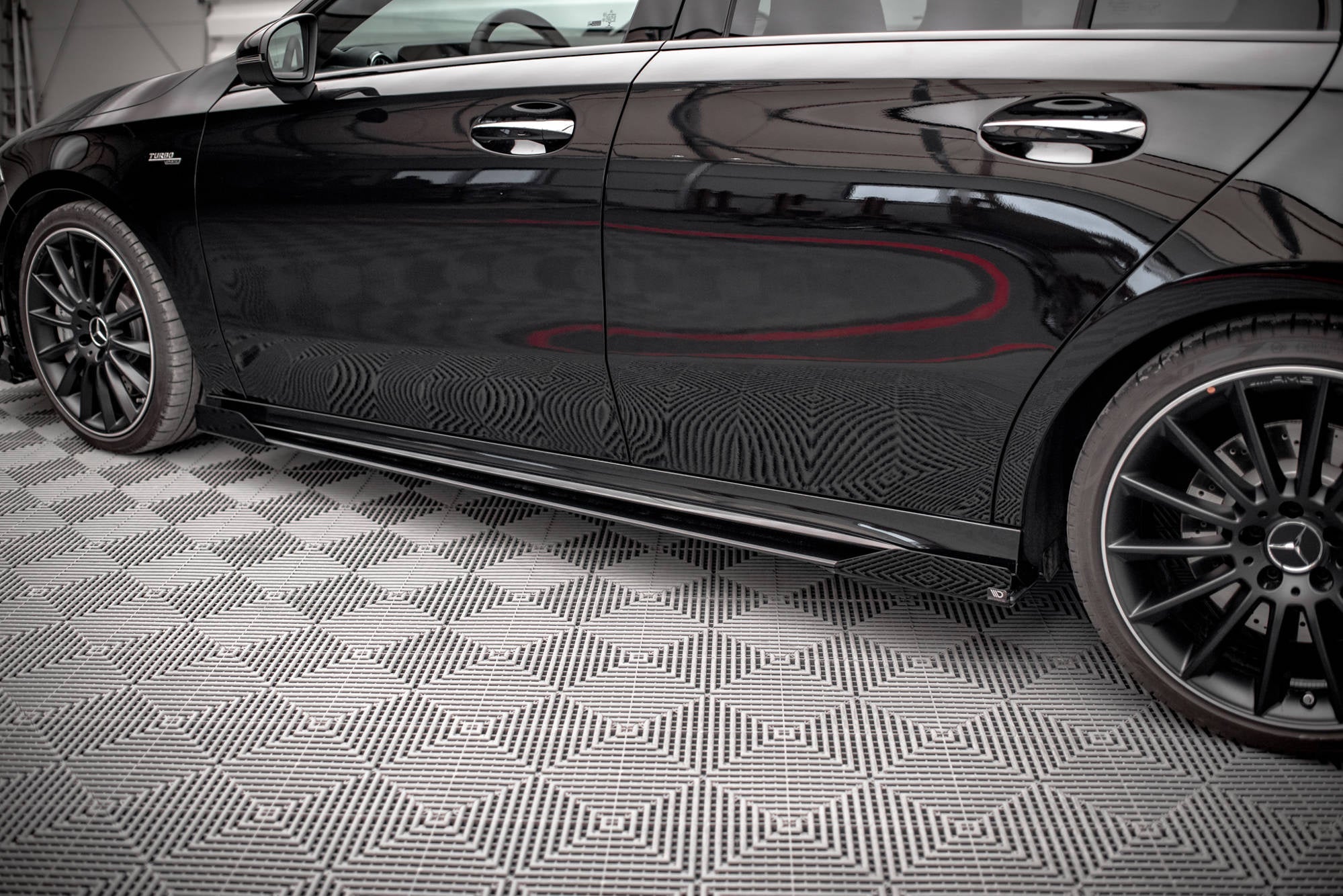 Flaps laterales Mercedes A35 AMG / AMG-Line Aero Pack W177