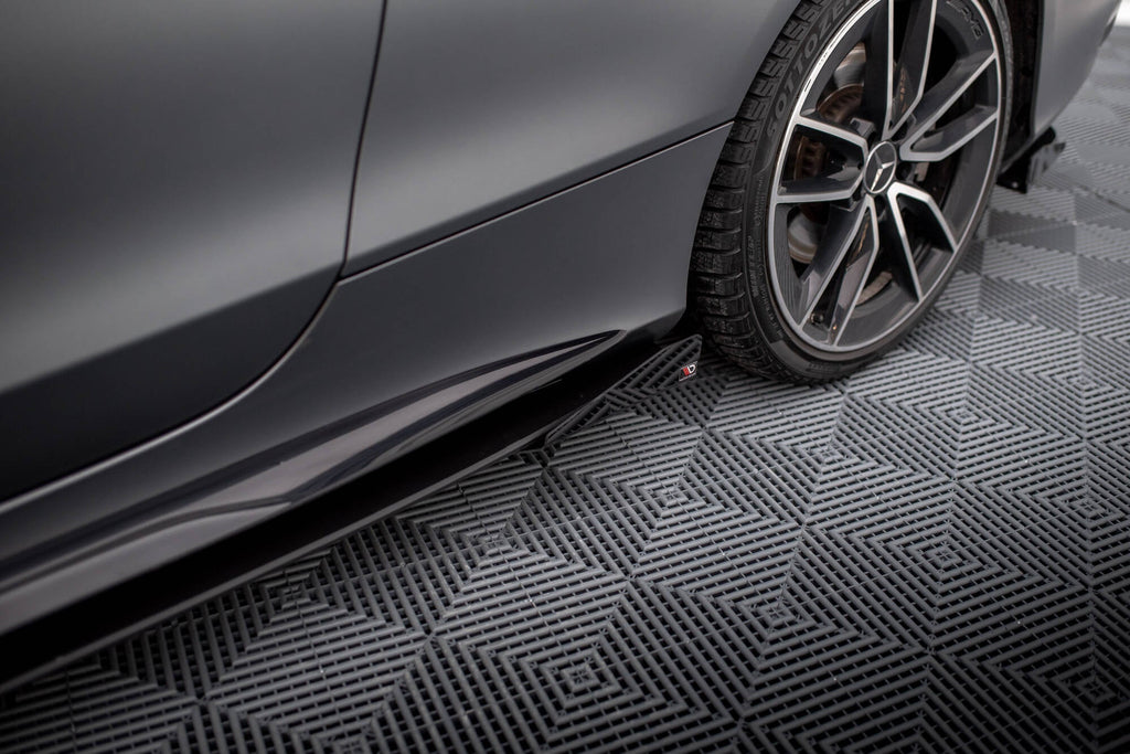 Flaps laterales Mercedes-AMG C43 Coupé / Cabrio C205 Facelift / A205 Facelift