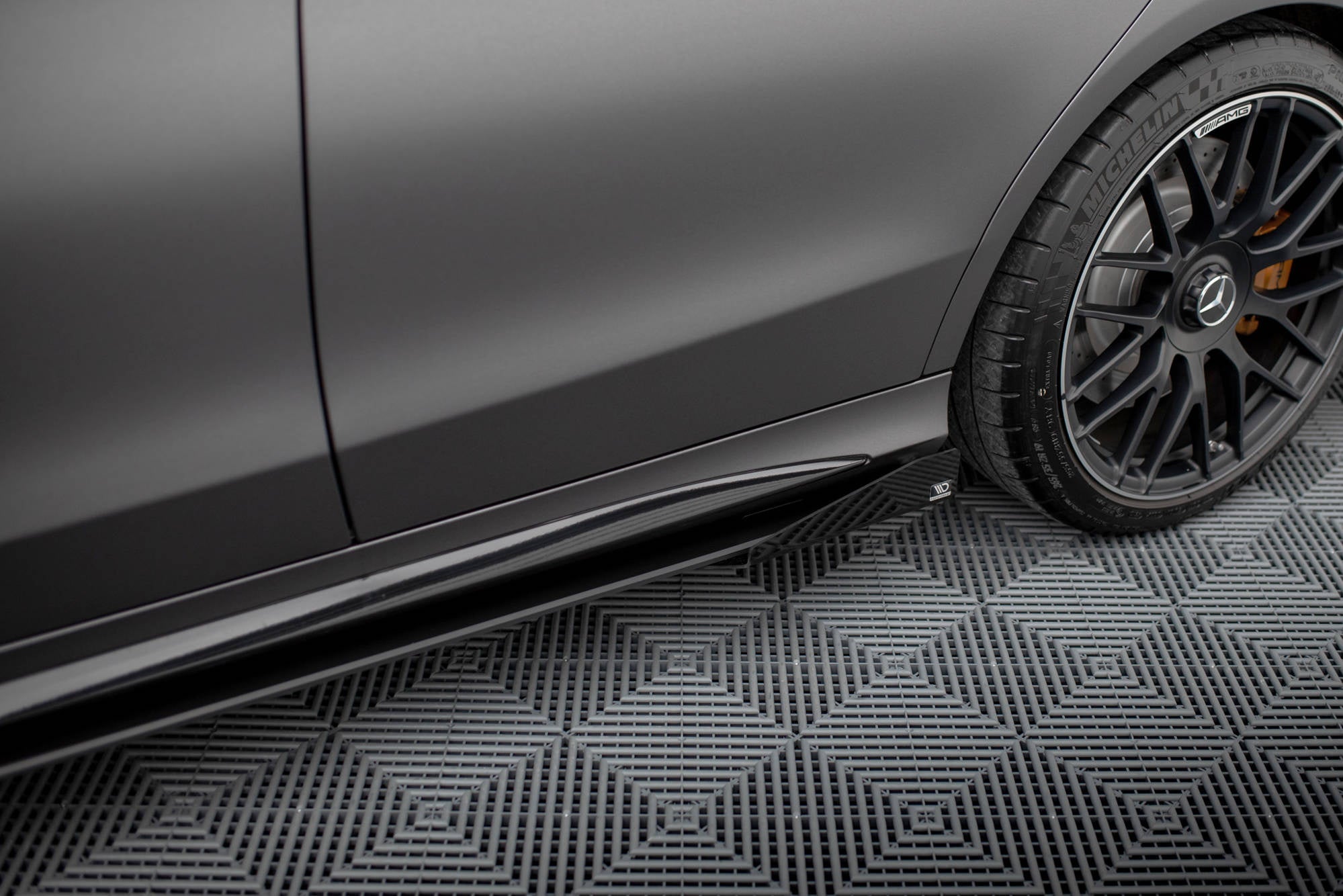Flaps laterales Mercedes-AMG C63 Berlina / Sedán / Familiar W205 Facelift