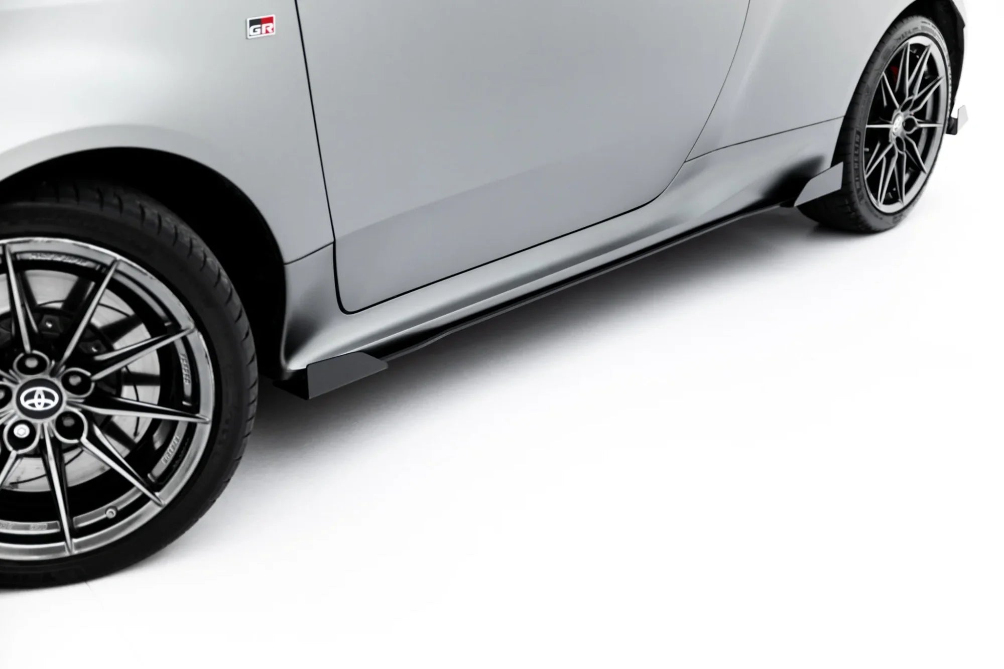Flaps laterales Toyota GR Yaris Mk4 Facelift