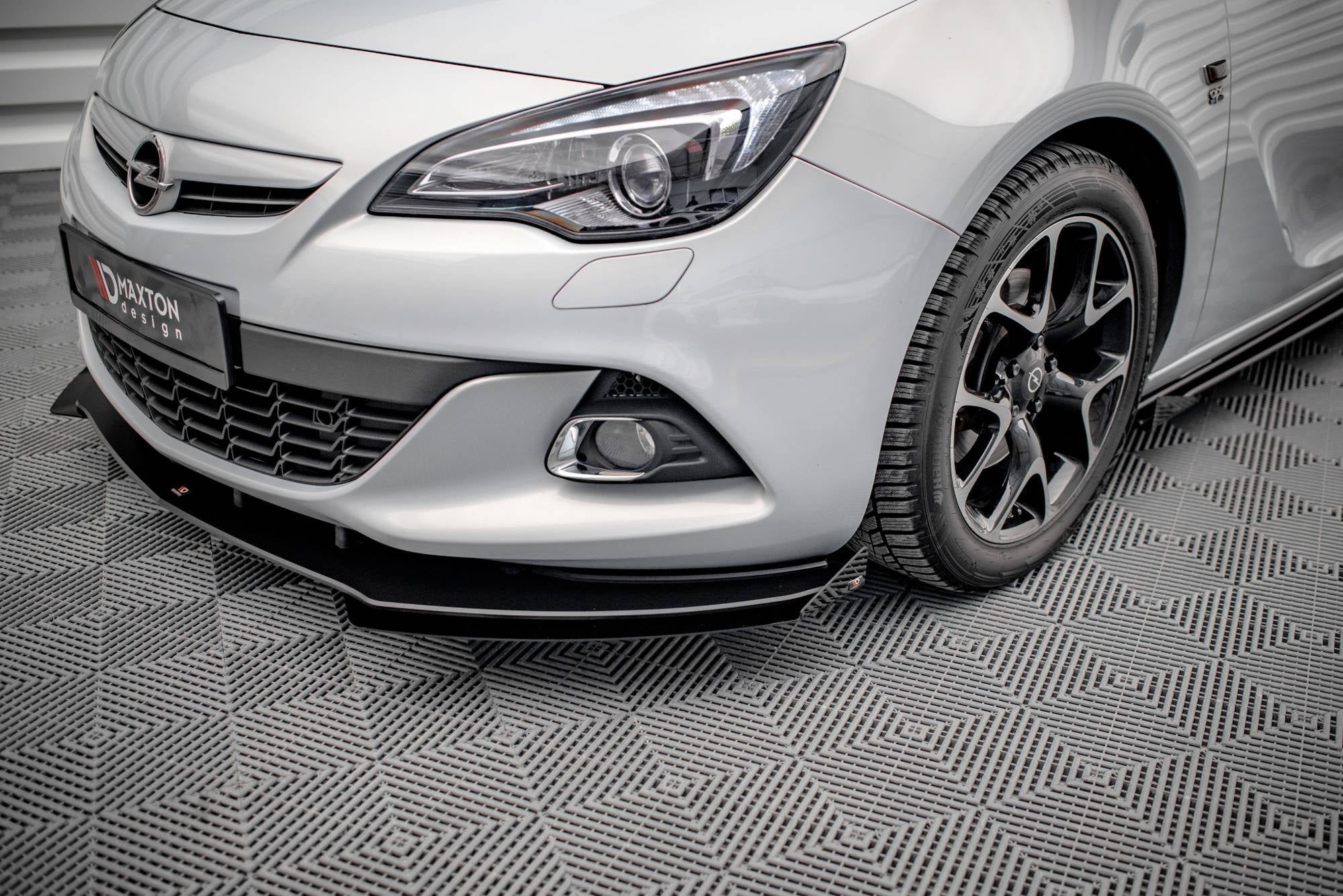 ALETAS Opel Astra J Gtc