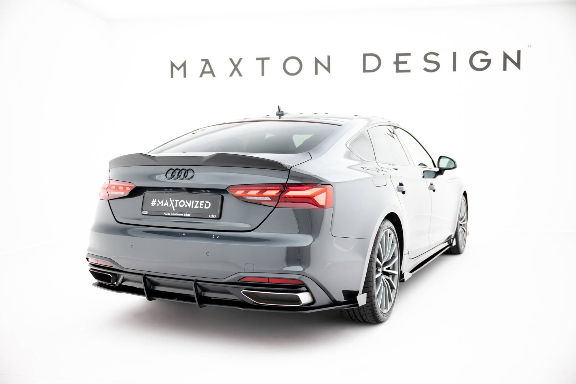 Flaps laterales traseros Audi A5 F5 Facelift