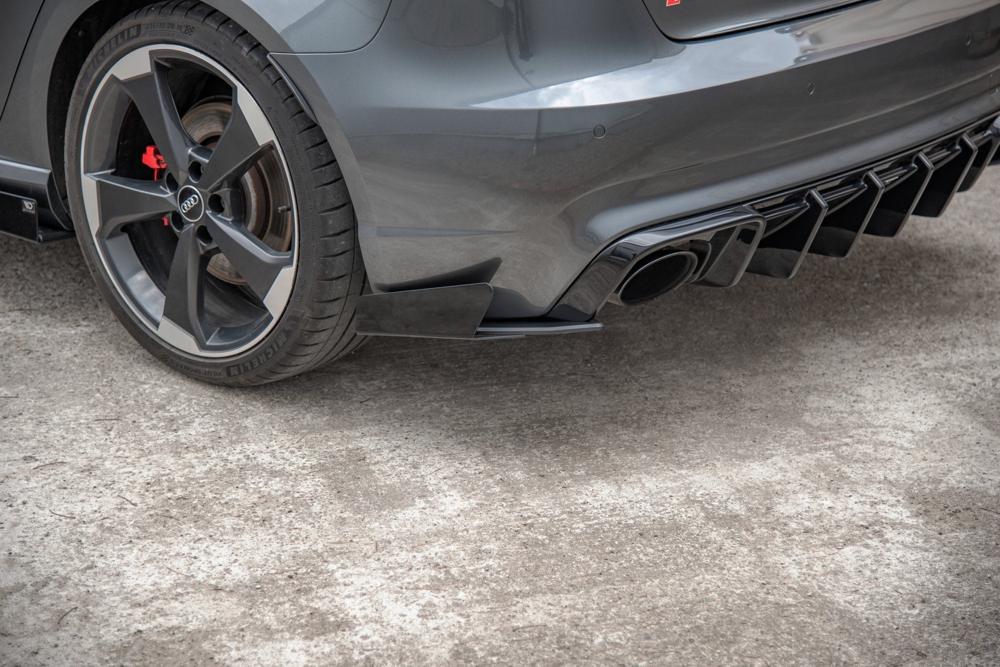 Flaps laterales traseros Audi RS3 8V Sportback