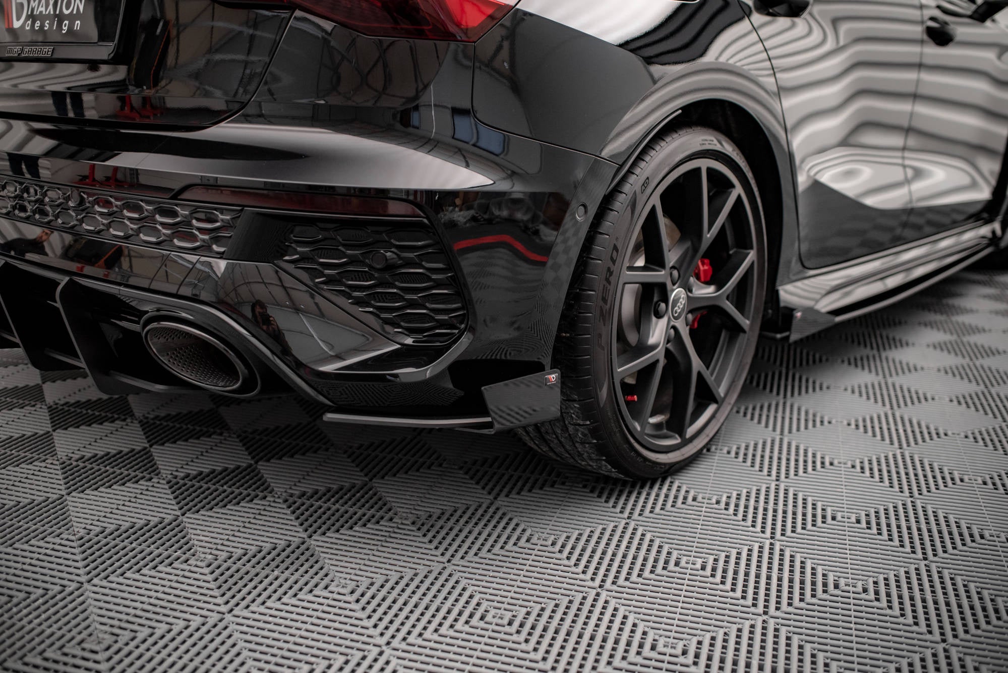 Flaps laterales traseros Audi RS3 Sportback 8Y