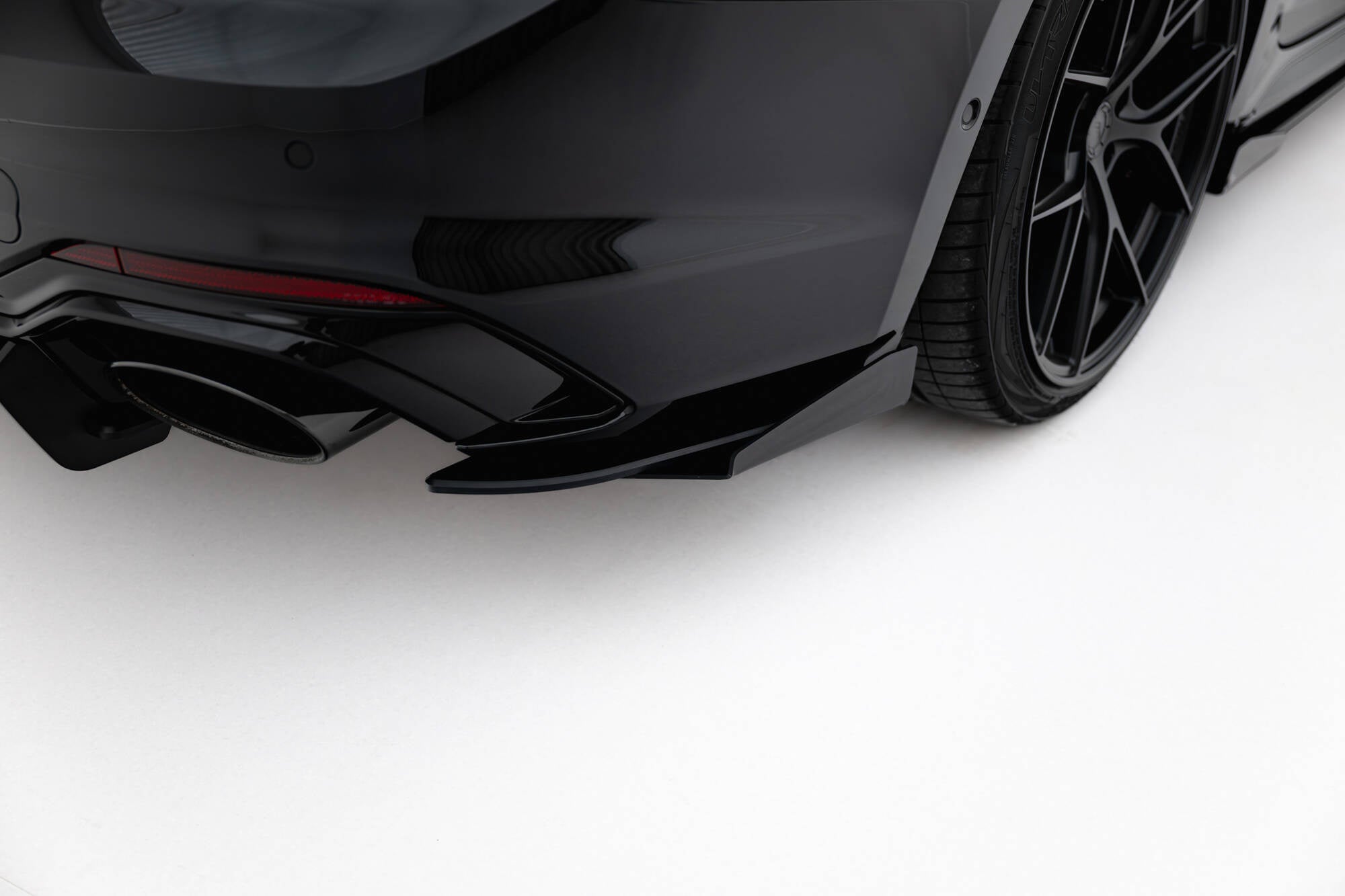 Flaps laterales traseros Audi RS5 Coupé / Sportback F5