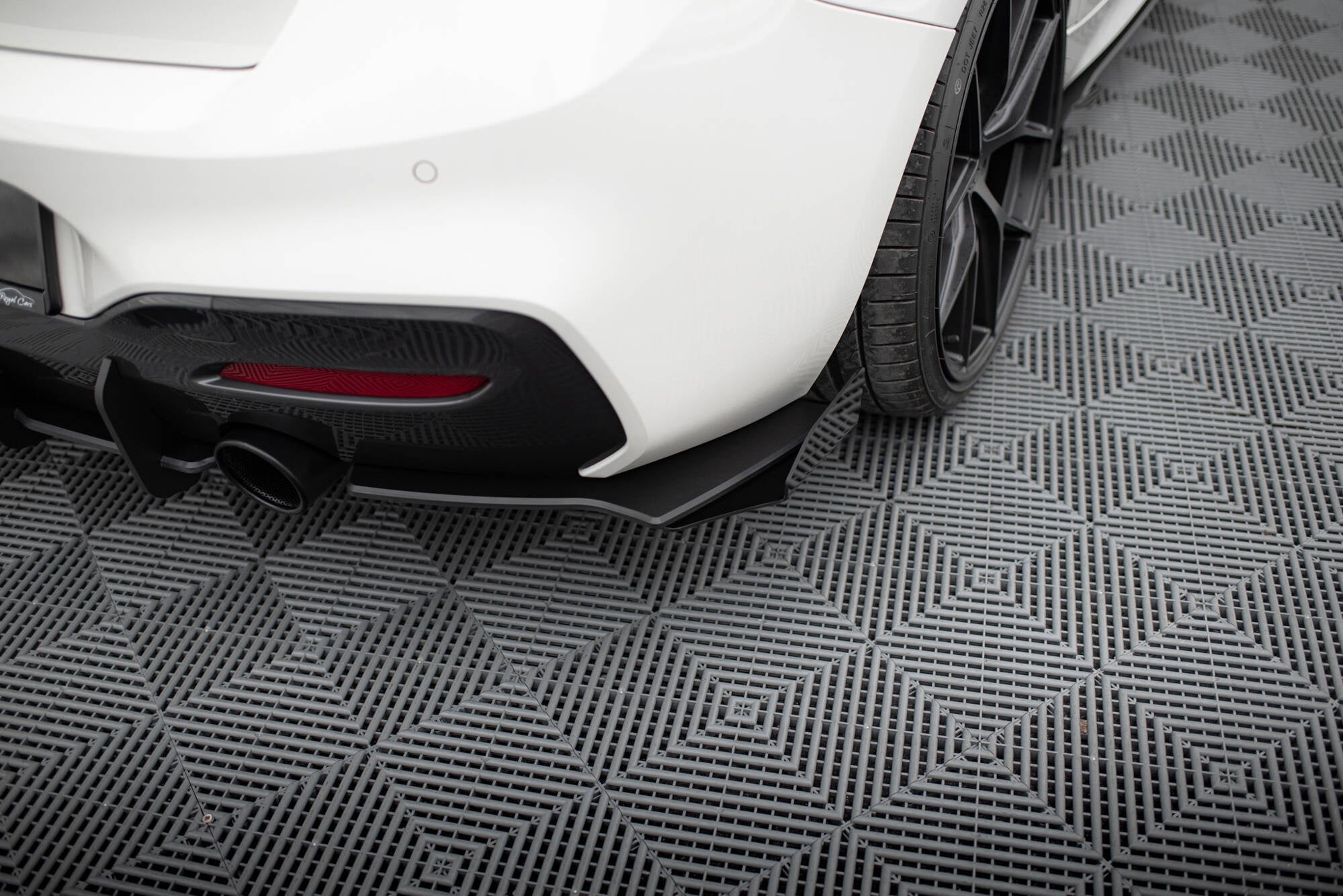 Flaps laterales traseros BMW Serie 1 F20 M-Pack Facelift / M140i