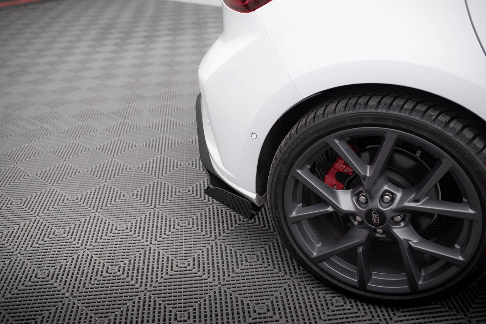 Flaps laterales traseros Ford Focus ST Mk4