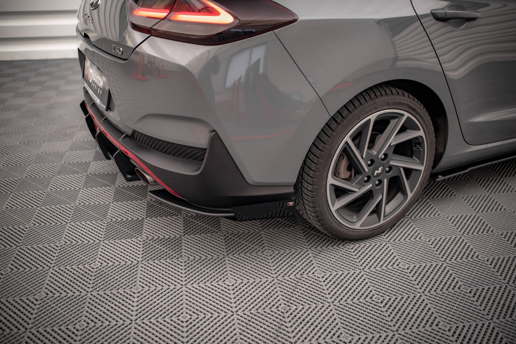 Flaps laterales traseros Hyundai I30 Fastback N-Line Mk3 Facelift