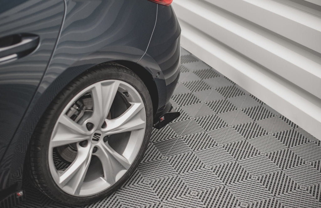 Flaps laterales traseros Seat Leon FR Hatchback Mk4