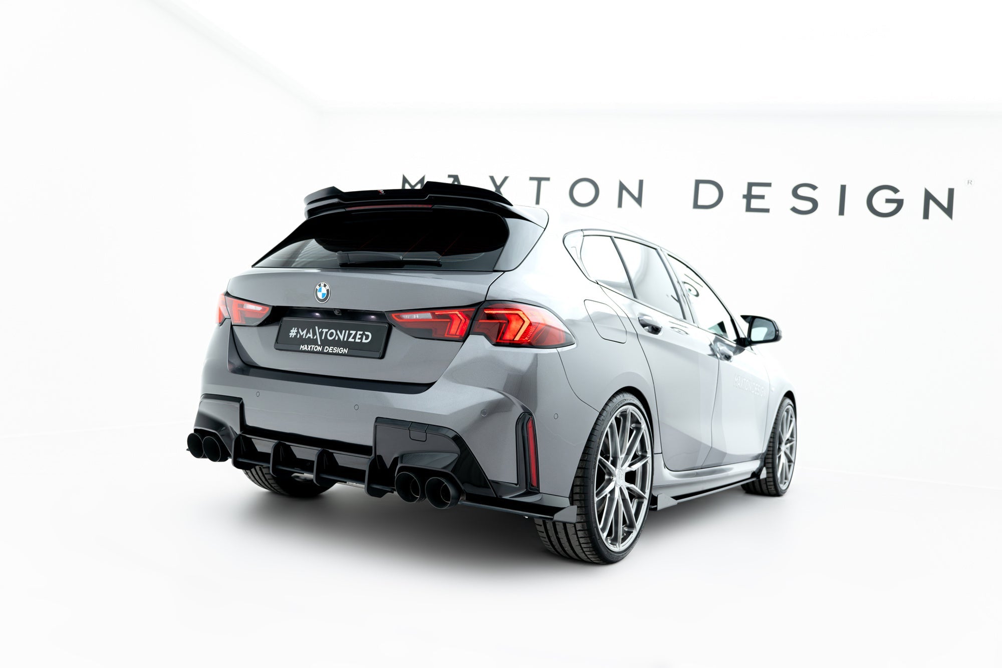 Flaps laterales traseros V.1 BMW M135i F70