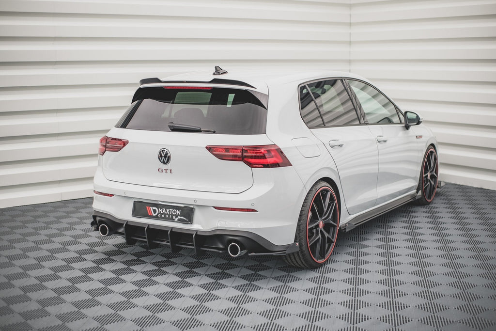 Flaps laterales traseros Volkswagen Golf GTI / GTE / R-Line Mk8