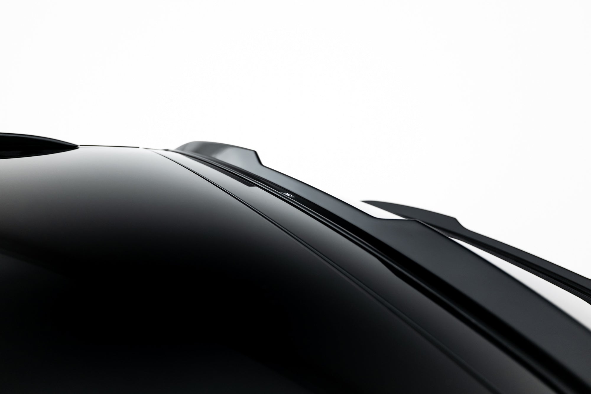 Extensión superior de alerón Porsche Macan EV Mk1