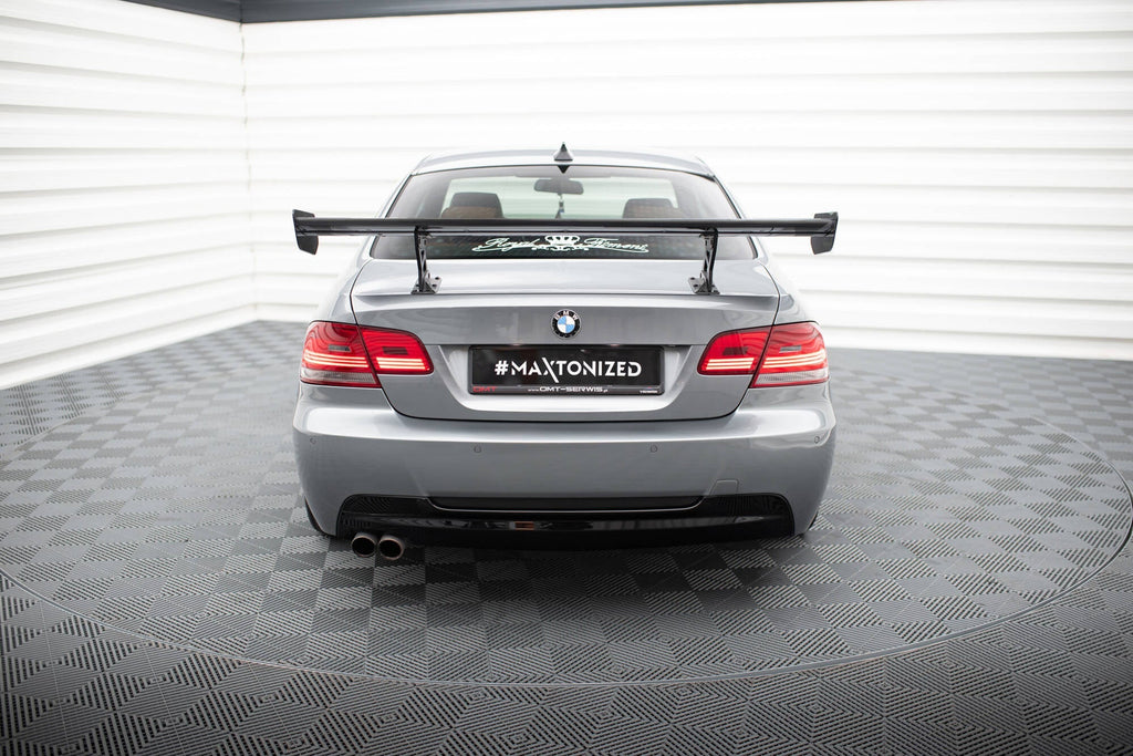 Spoiler de carbono con soportes internos BMW Serie 3 / M3 Coupé E92