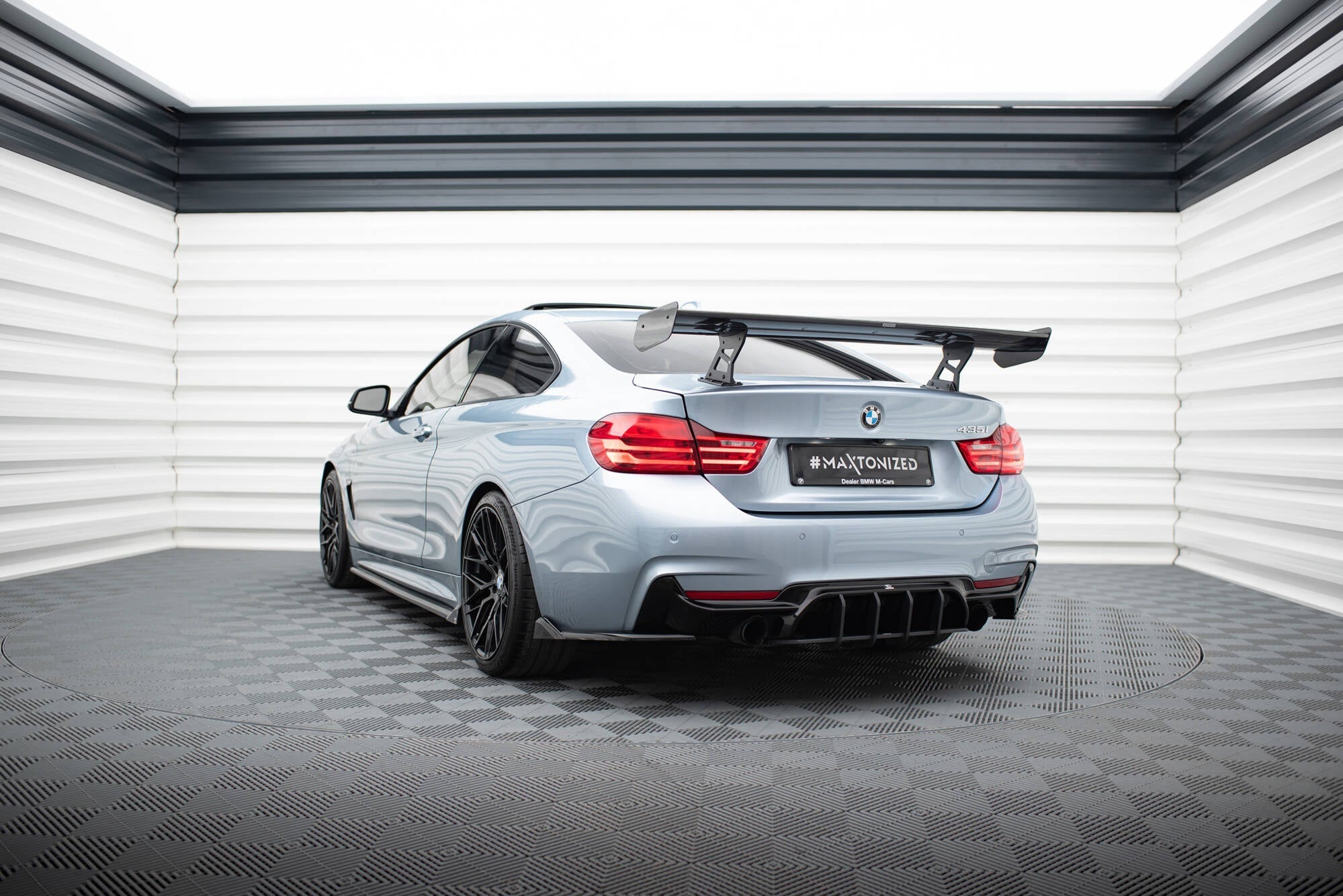 Spoiler de carbono con soportes internos BMW Serie 4 F32 / F32 M-Pack Coupé