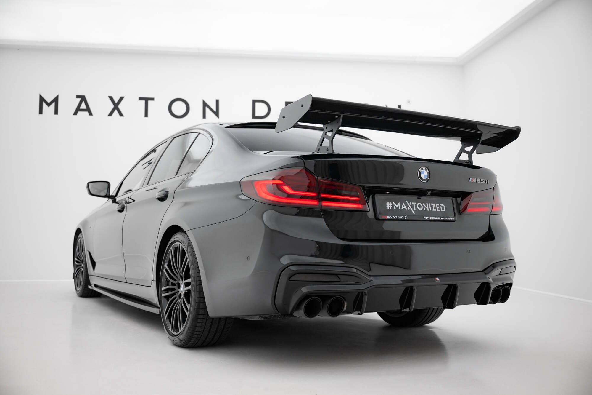 Spoiler de carbono con soportes internos BMW Serie 5 / M5 Berlina / Sedán G30 / F90
