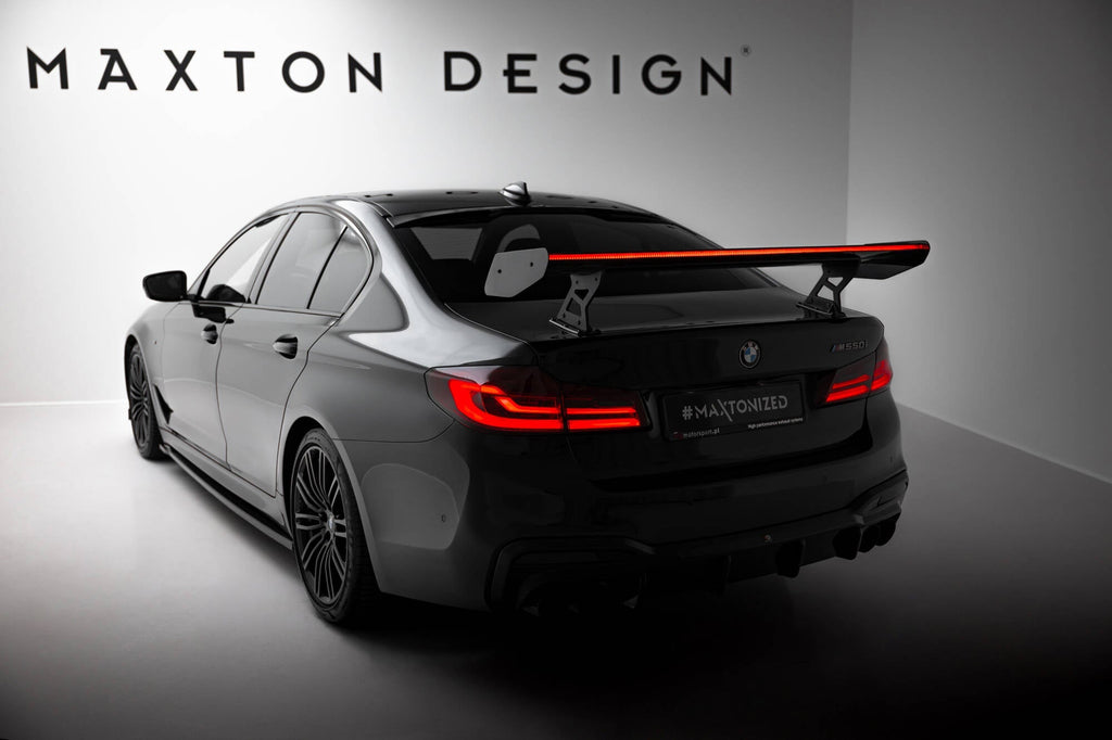 Spoiler de carbono con soportes internos + LED BMW Serie 5 / M5 Berlina / Sedán G30 / F90