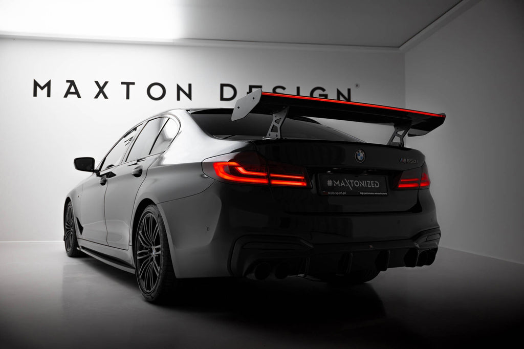 Spoiler de carbono con soportes internos + LED BMW Serie 5 / M5 Berlina / Sedán G30 / F90
