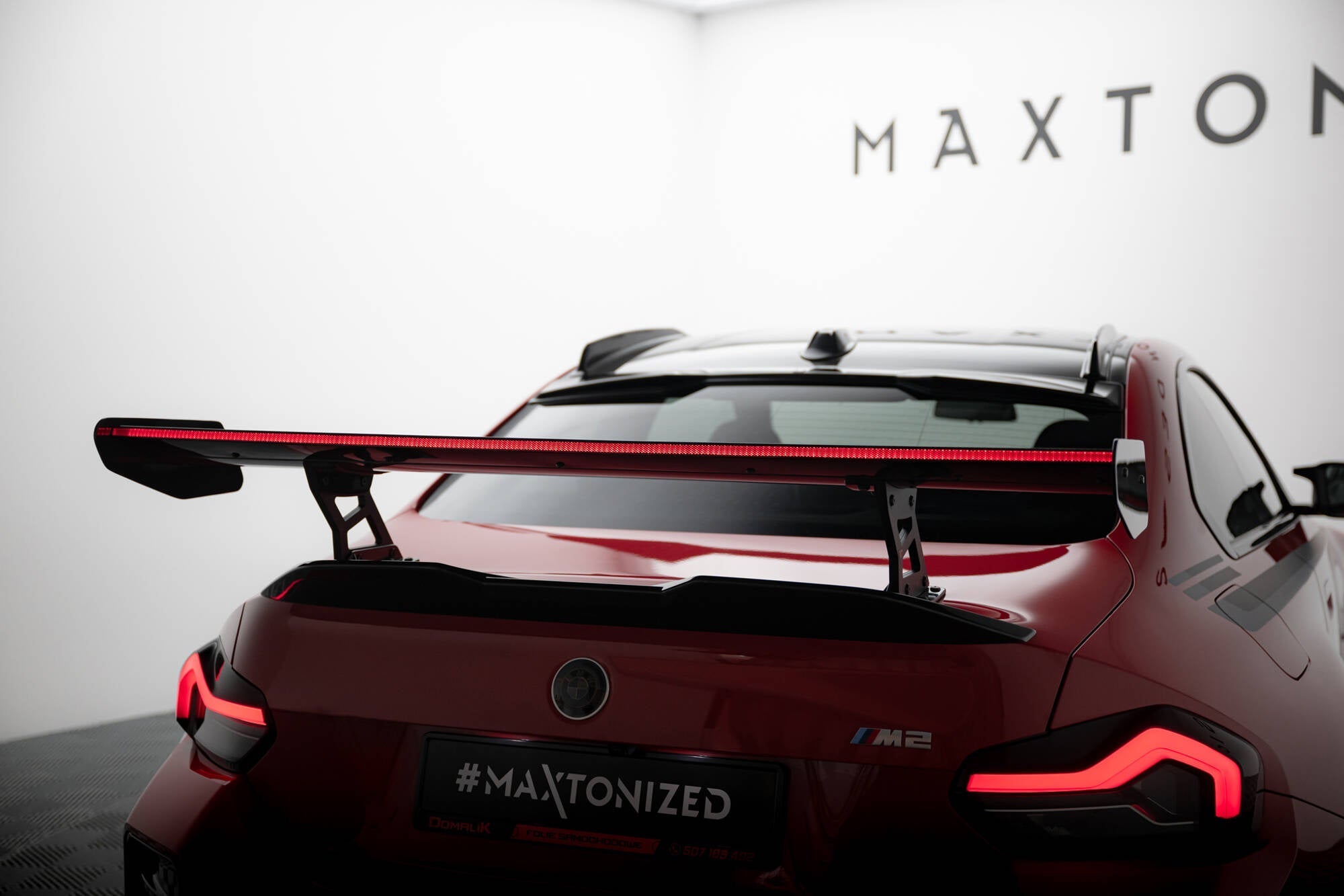 Spoiler de carbono con soportes internos + LED BMW M2 G87