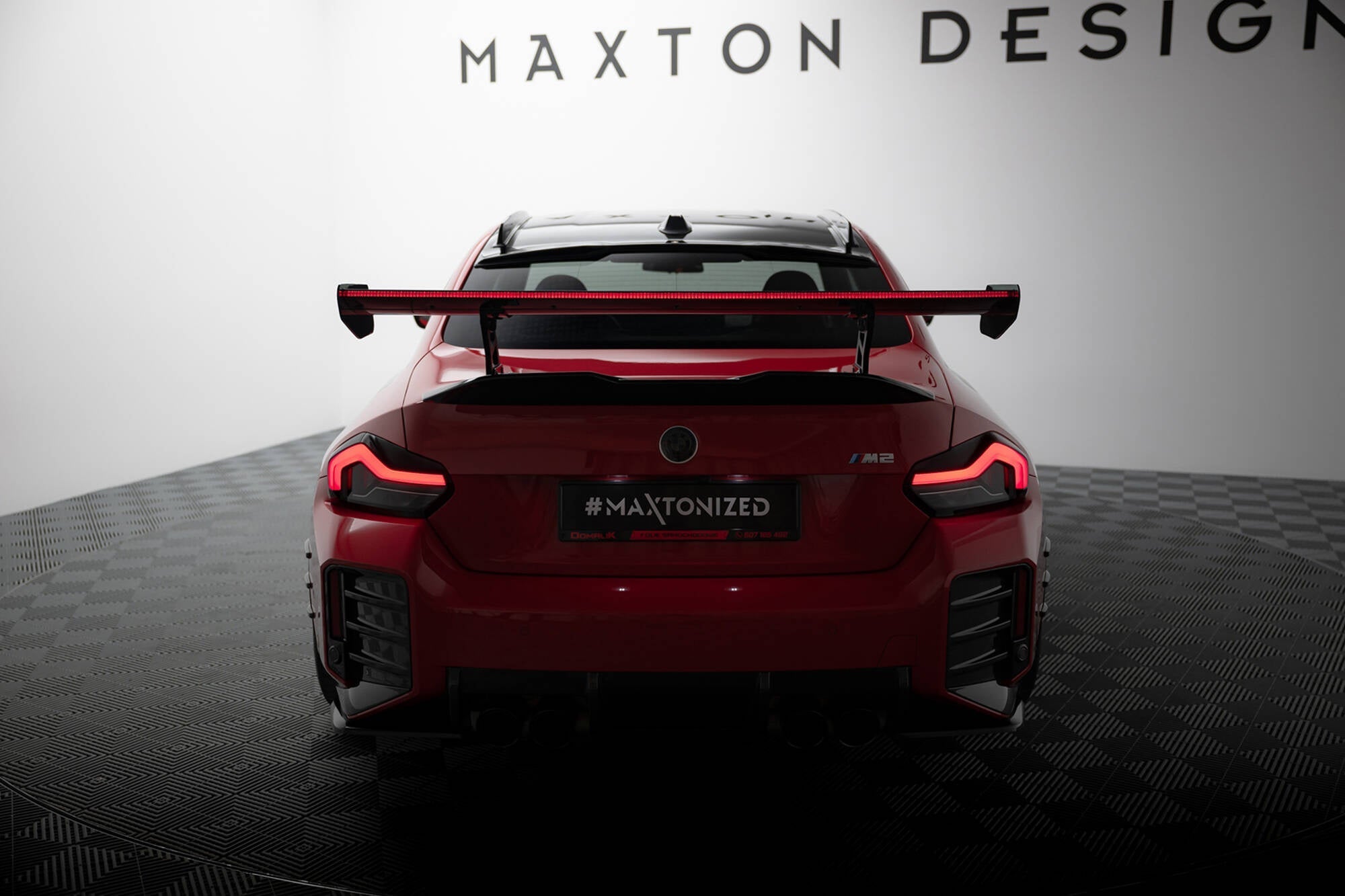 Spoiler de carbono con soportes internos + LED BMW M2 G87