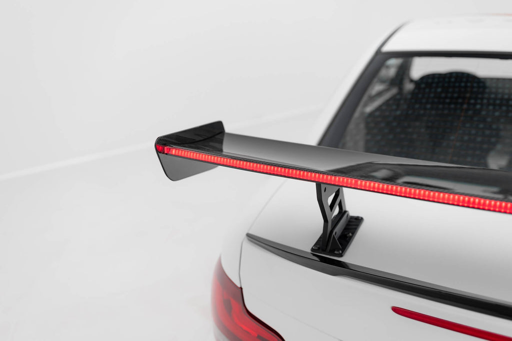 Spoiler de carbono con soportes internos V.2 + LED BMW Serie 1 M E82