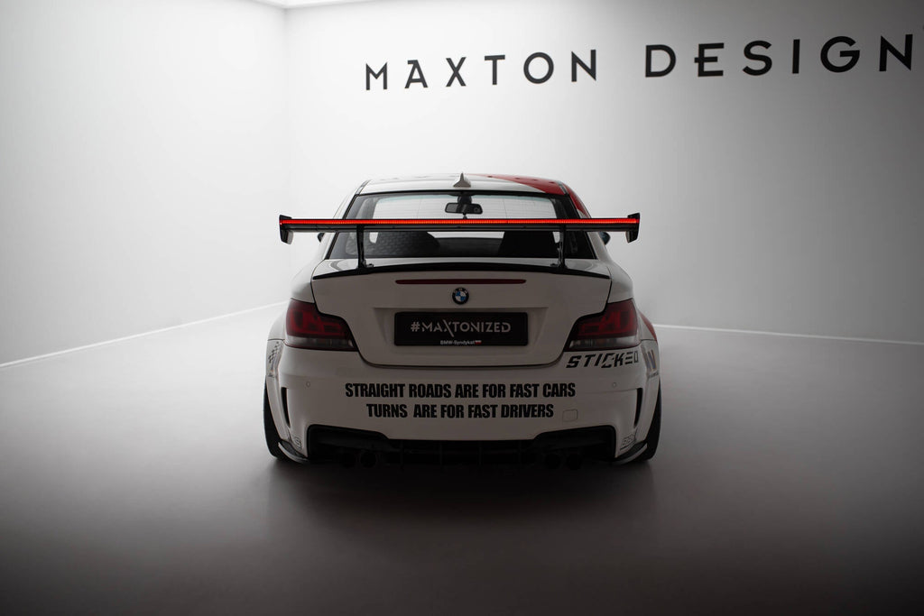 Spoiler de carbono con soportes internos V.2 + LED BMW Serie 1 M E82