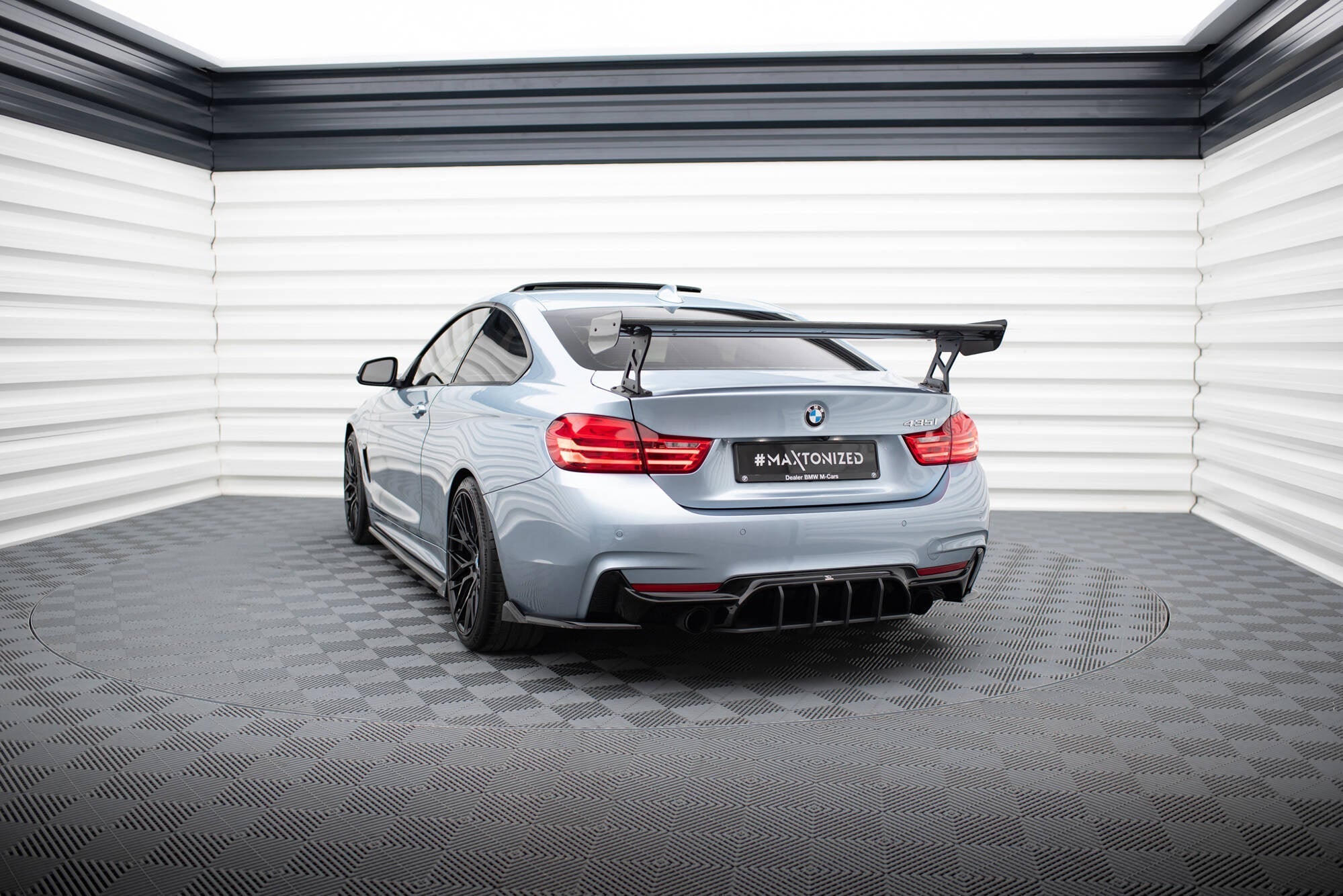 Spoiler de carbono con soportes externos BMW Serie 4 F32 / F32 M-Pack Coupé