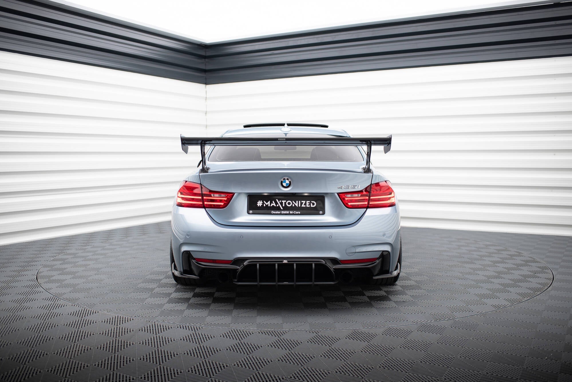 Spoiler de carbono con soportes externos BMW Serie 4 F32 / F32 M-Pack Coupé