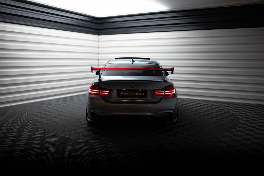 Spoiler de carbono con soportes externos + LED BMW Serie 4 F32 / F32 M-Pack Coupé