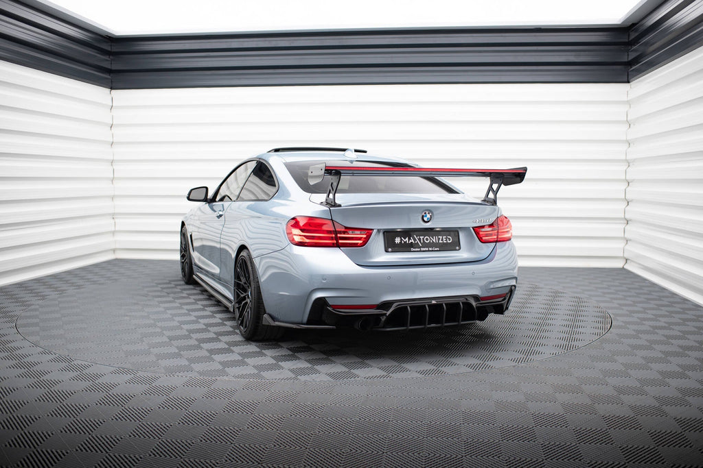 Spoiler de carbono con soportes externos + LED BMW Serie 4 F32 / F32 M-Pack Coupé