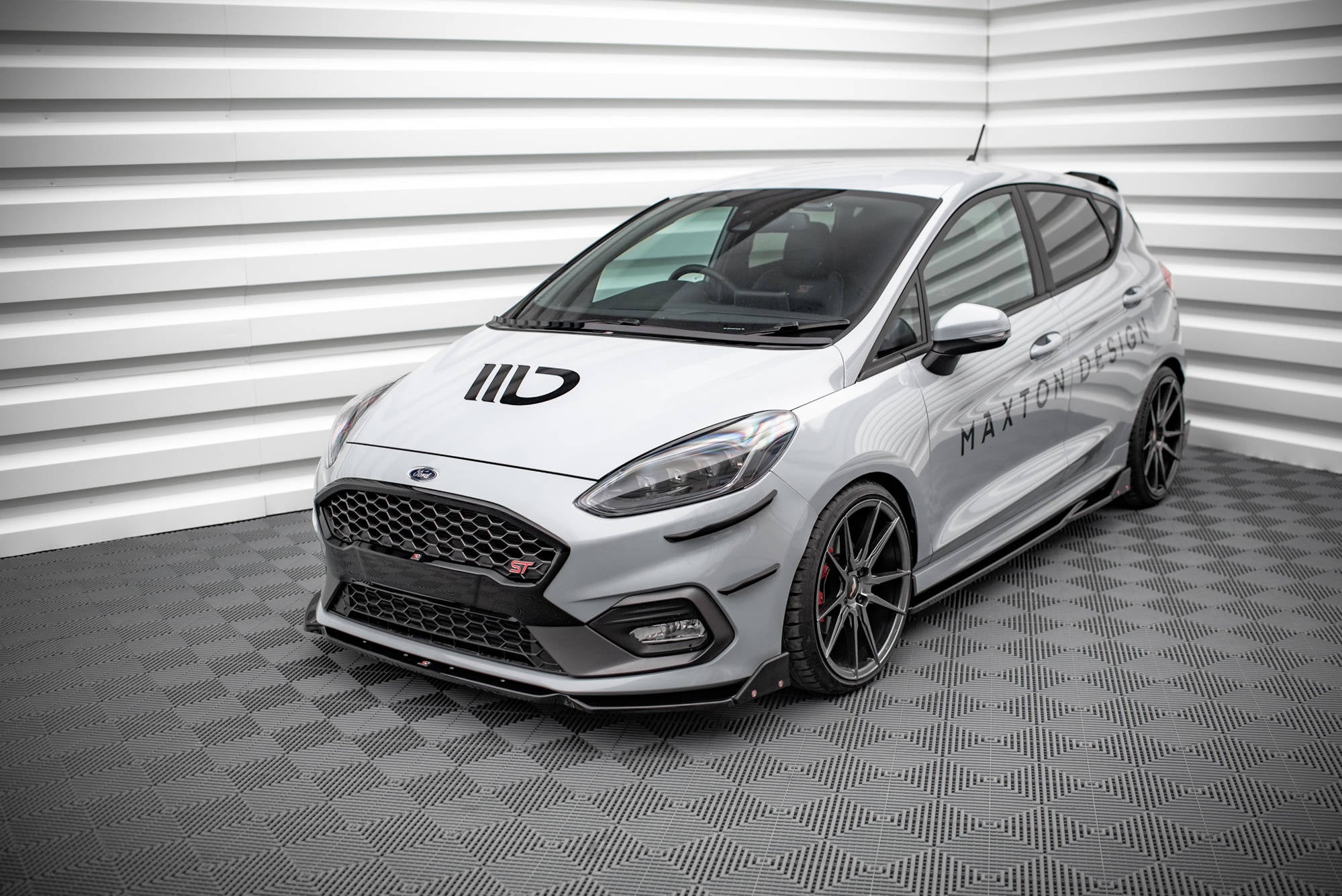 Extensión capó Ford Fiesta Standard / ST-Line / ST