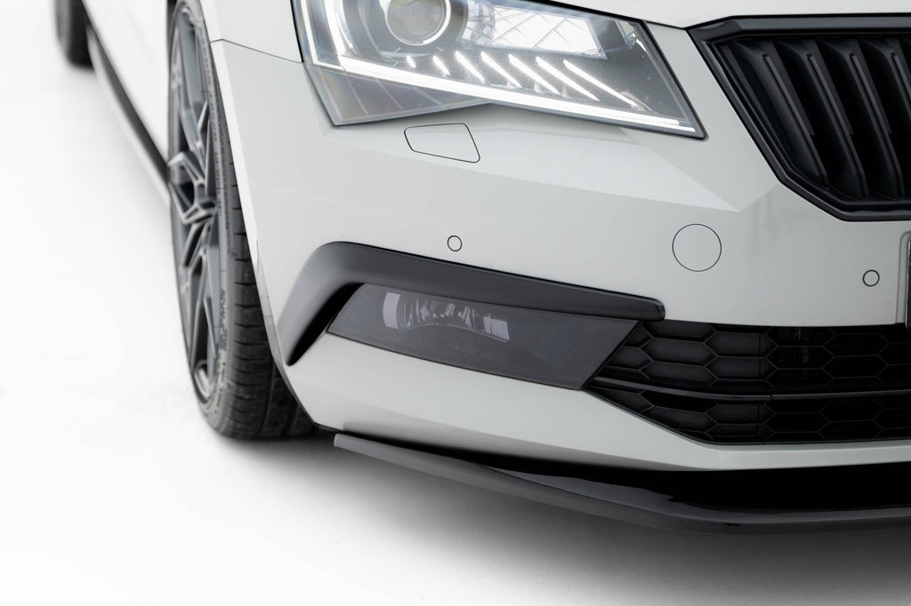 Marcos de luces Skoda Superb Liftback / Familiar Mk3
