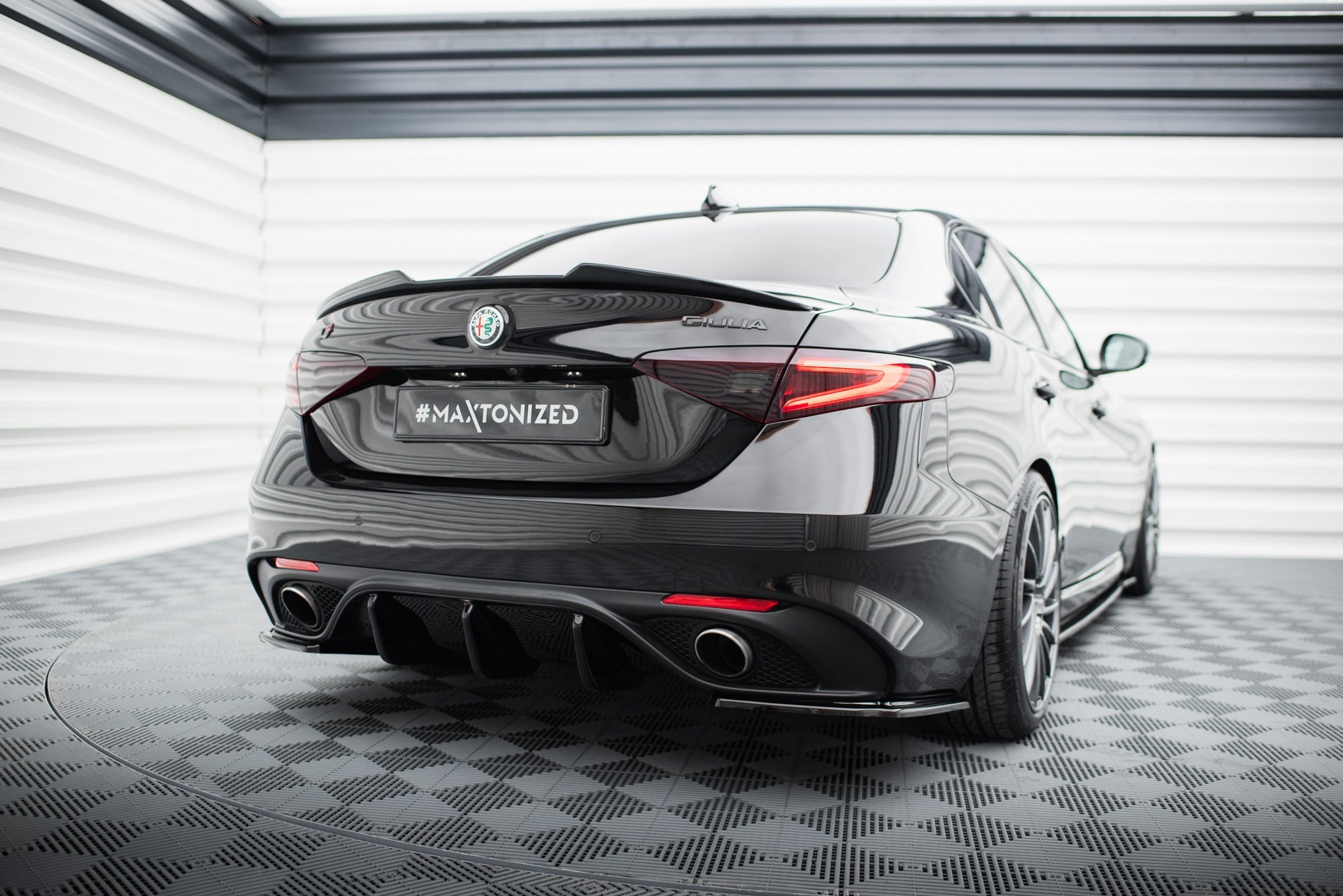 Splitters laterales traseros ALFA ROMEO GIULIA VELOCE