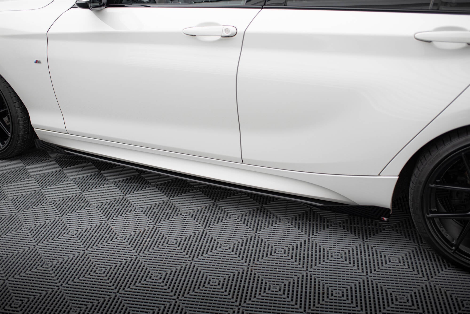 Side Flaps BMW Serie 1 F20 M135i / M140i / M-Pack