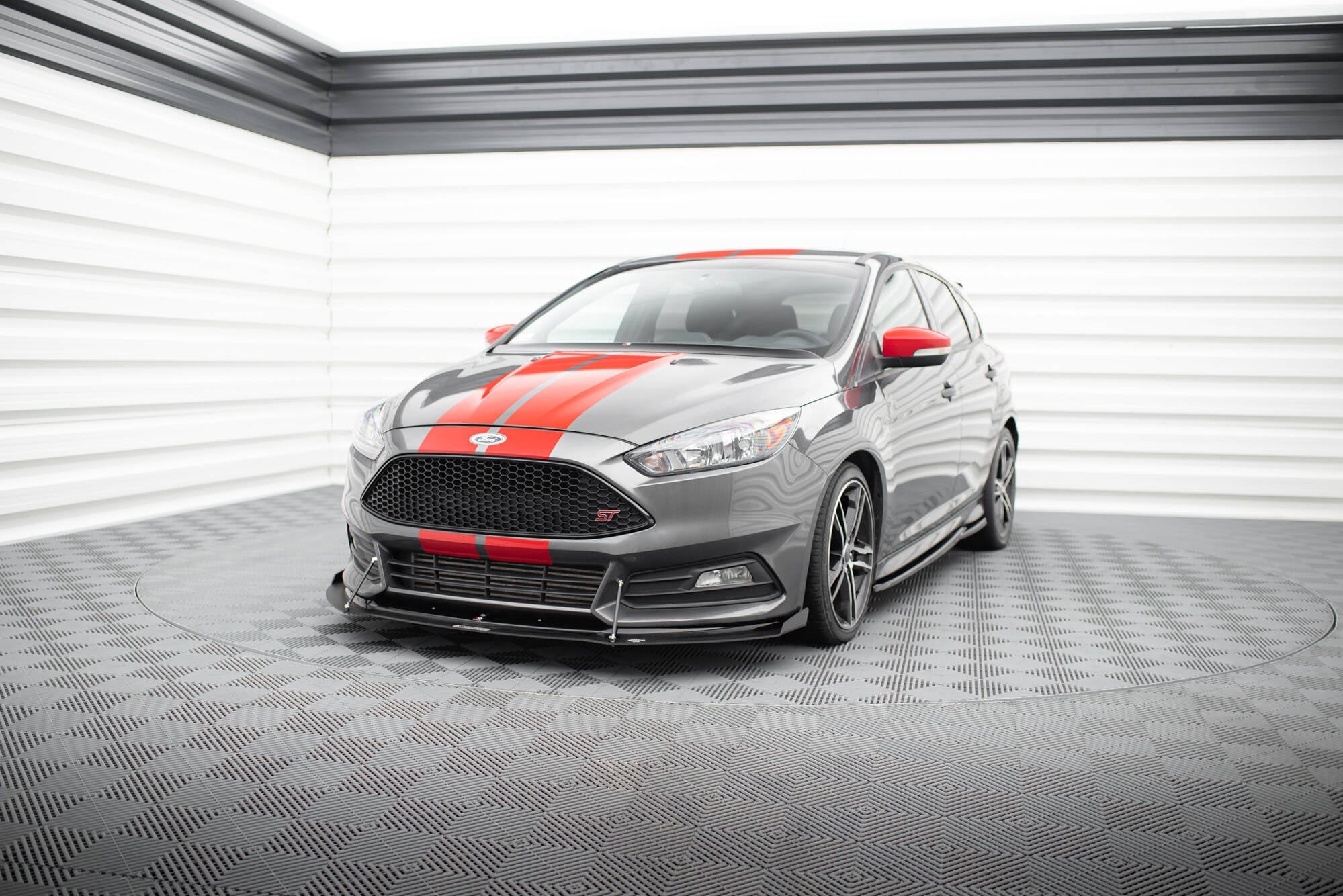 Lip delantero híbrido V.2 Ford Focus ST Mk3 Facelift