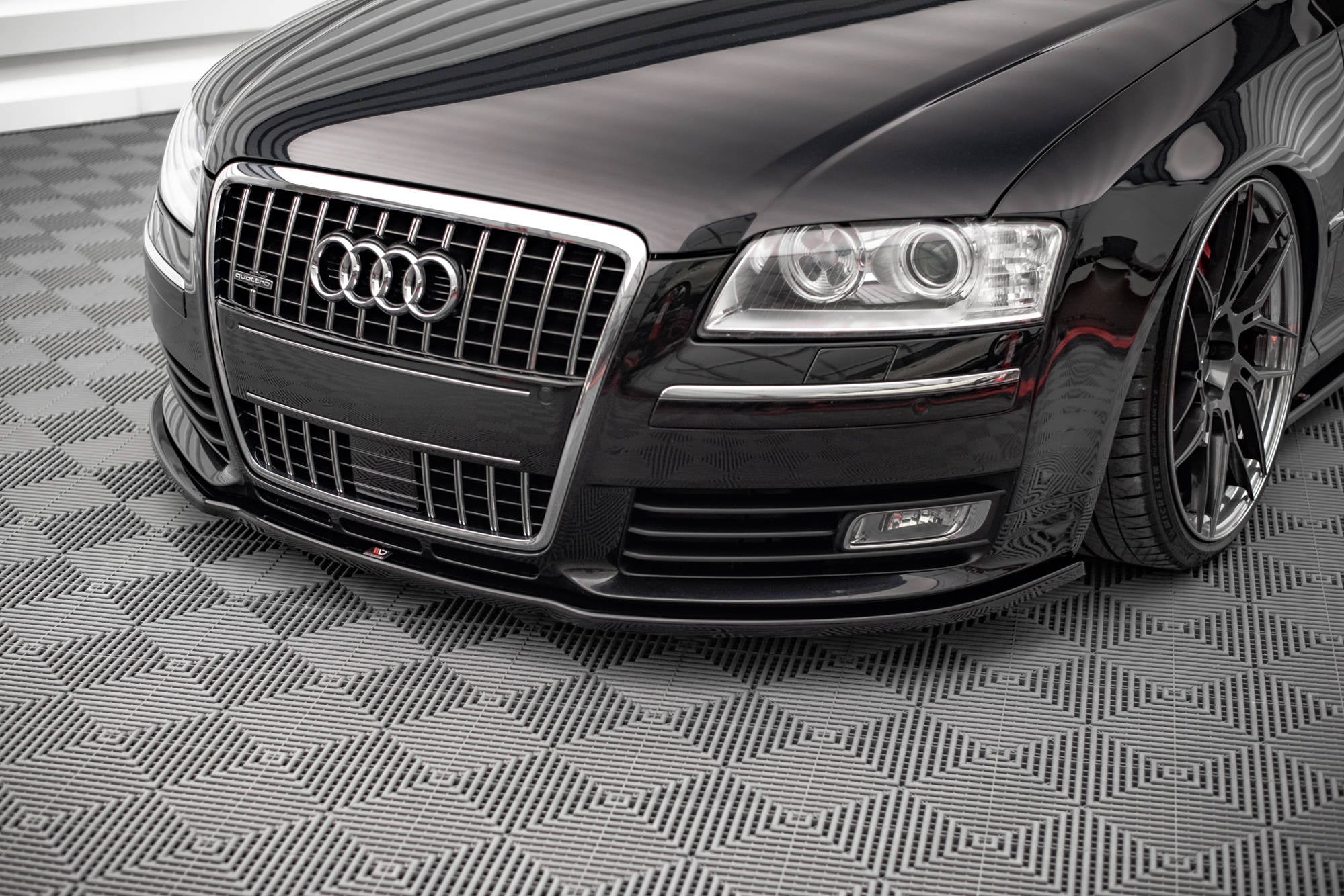 Lip delantero Audi S8 D3
