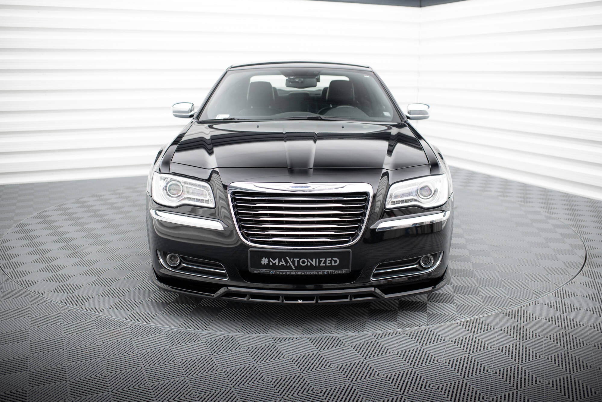 Lip delantero Chrysler 300 Mk2