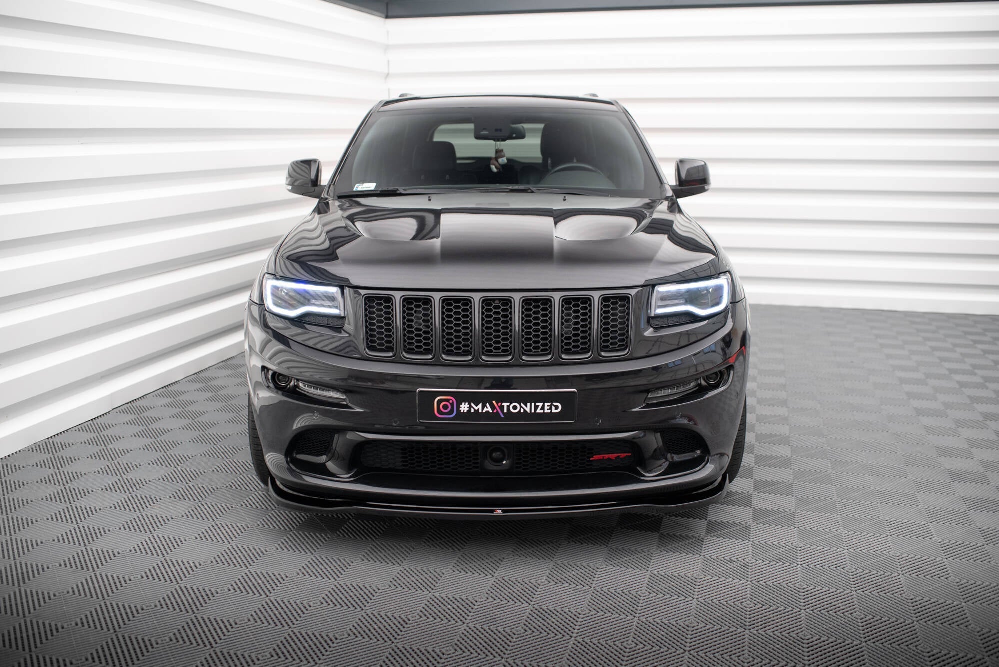 Lip delantero Jeep Grand Cherokee SRT WK2 Facelift