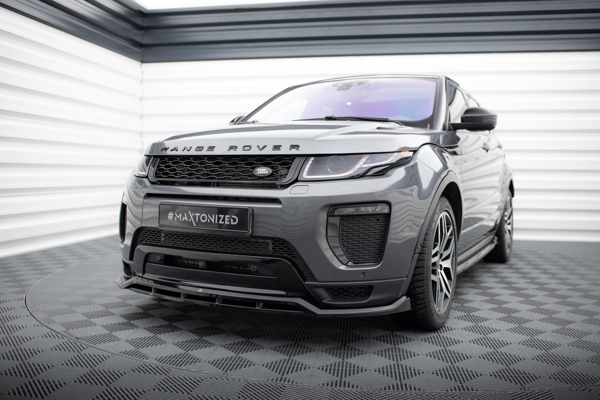 Lip delantero Land Rover Range Rover Evoque HSE Dynamic Mk1 Facelift