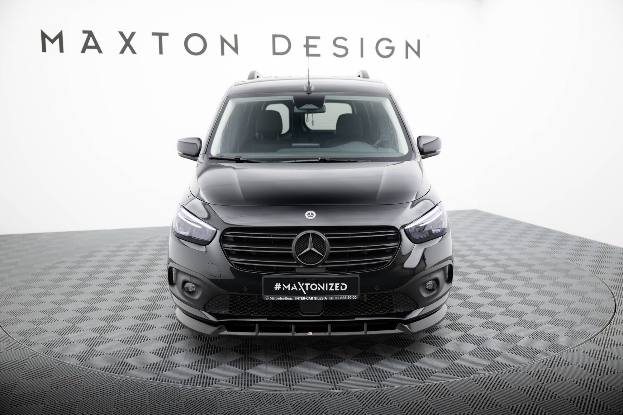 Lip delantero Mercedes-Benz T W420